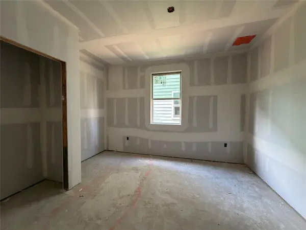 138 Arlington Park LOOP, Hutto, TX 78634
