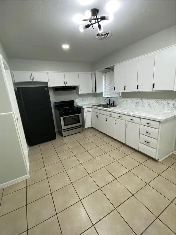 6805 Dubuque LN, Austin, TX 78723
