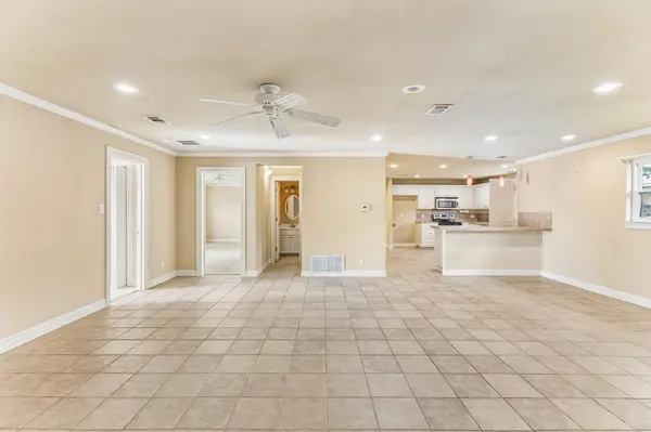 1919 American DR #B-110, Lago Vista, TX 78645