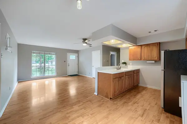 8308 Hathaway DR, Austin, TX 78757