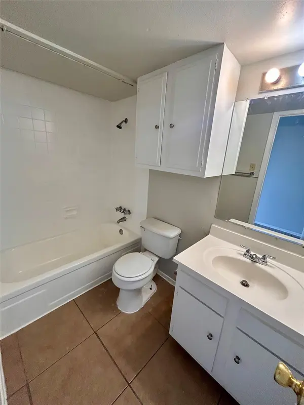 901 E 40th ST #304, Austin, TX 78751