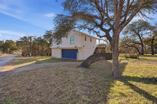 610 Williams Lakeshore, Kingsland, TX 78639