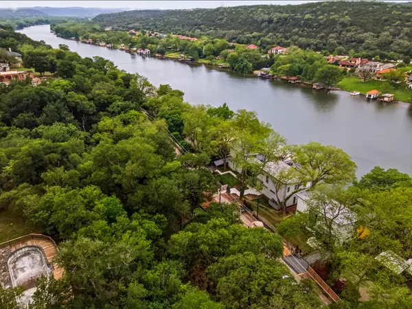 2803 Edgewater DR, Austin, TX 78733