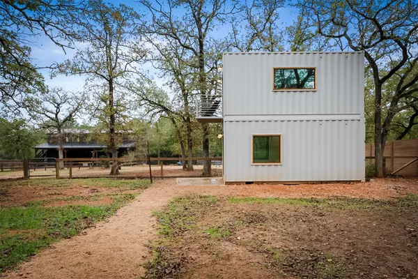 127 Marina RD, Smithville, TX 78957