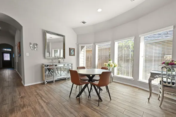 373 LACEY OAK LOOP, San Marcos, TX 78666