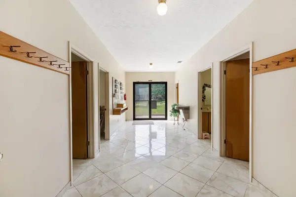 345 W Bell Ave, Rockdale, TX 76567