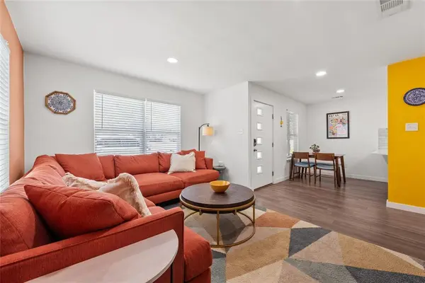 6409 Burns ST #107, Austin, TX 78752