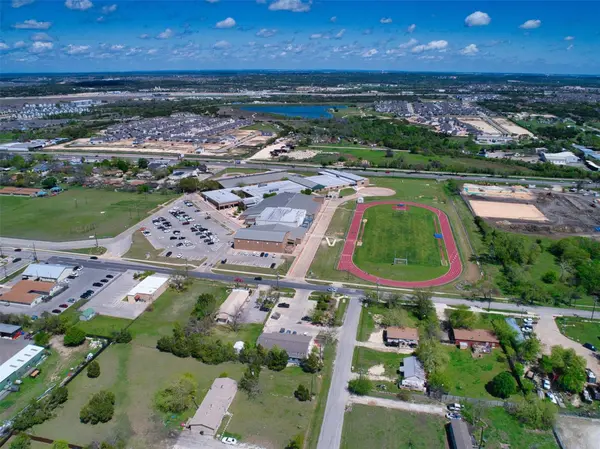 414 Lion DR, Leander, TX 78641