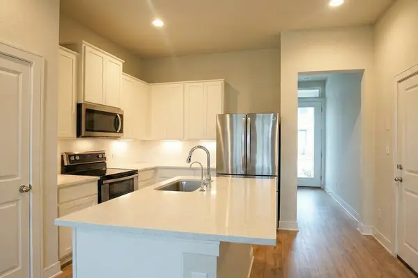 17301 Emperador DR #29, Round Rock, TX 78664