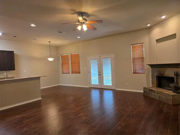 141 Kokomo LN, Bastrop, TX 78602