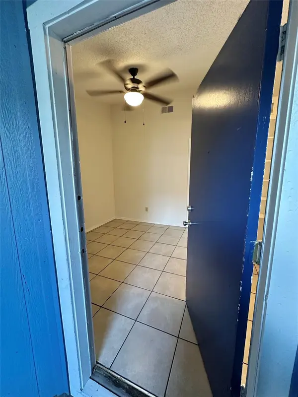 4322 Gillis ST #206, Austin, TX 78745
