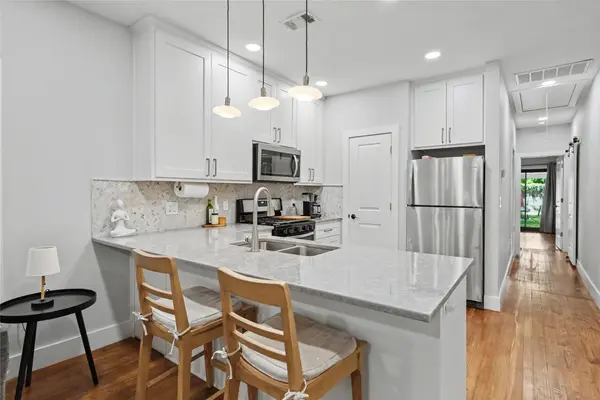 2506 E Cesar Chavez ST, Austin, TX 78702