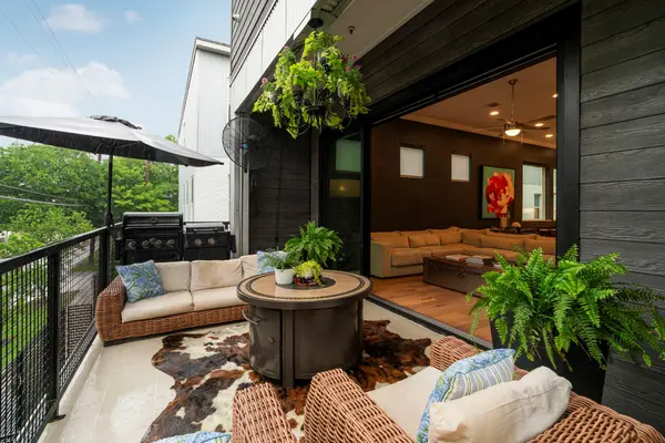 3500 Harmon Ave #7, Austin, TX 78705