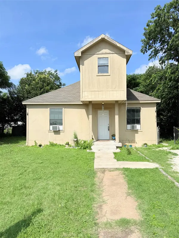 404 S Love Ave, Florence, TX 76527
