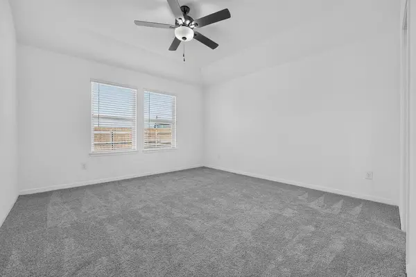 4006 Wynn RD, Hutto, TX 78634