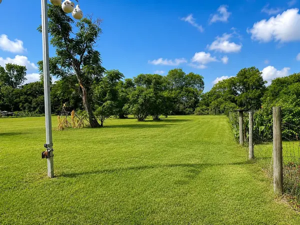 TBD S Knox Ave, Giddings, TX 78942