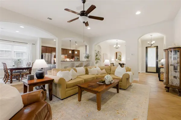 214 Bellagio DR, Lakeway, TX 78734