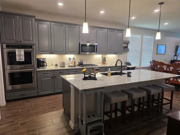 461 Grace Lilly DR, Buda, TX 78610