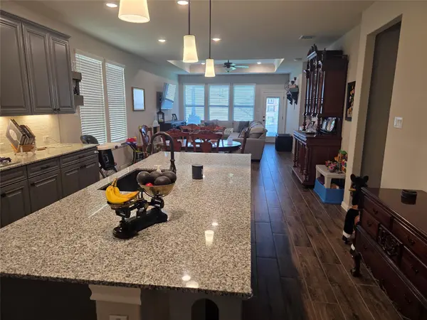 461 Grace Lilly DR, Buda, TX 78610