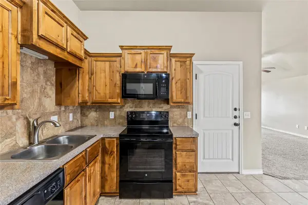 4310 Hunters Place DR, Killeen, TX 76549