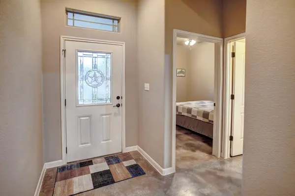 129 Haliimaile LN, Bastrop, TX 78602