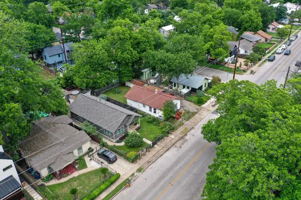 1912 Holly ST, Austin, TX 78702