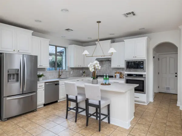 2709 Deep River CIR, Round Rock, TX 78665
