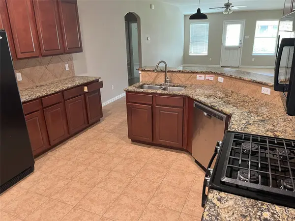 2375 Garlic Creek DR, Buda, TX 78610