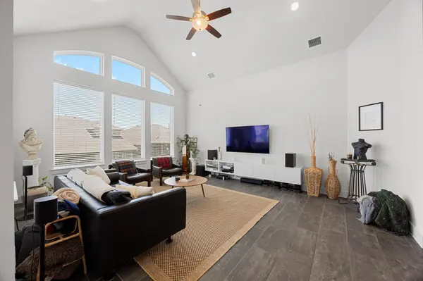 109 High Plains DR, Georgetown, TX 78628
