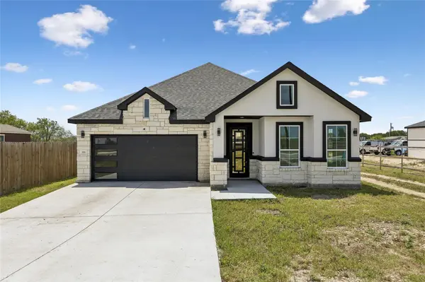 153 Trebol ST, Dale, TX 78616