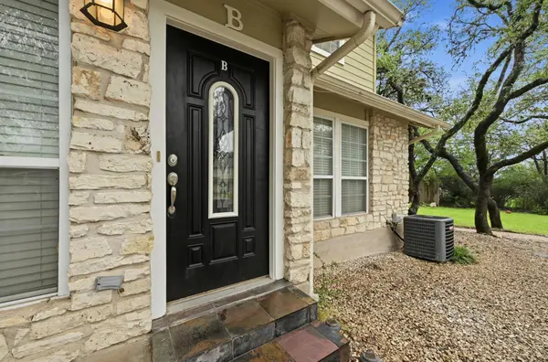 1504B Allen RD, Austin, TX 78746