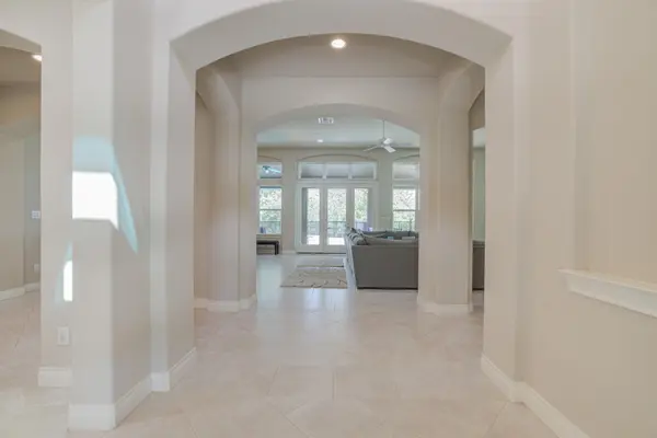 954 Covered Bridge DR, Driftwood, TX 78619