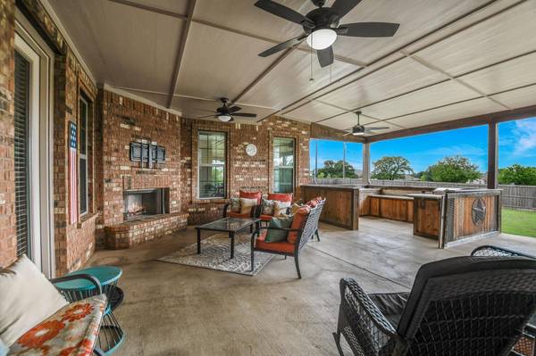 212 Christine LN, Liberty Hill, TX 78642