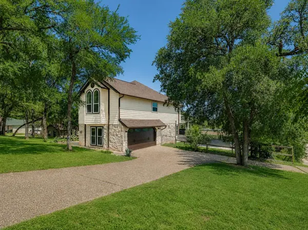 400 Hunt LN, Buda, TX 78610