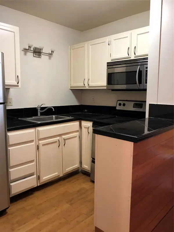 1000 W 26th ST #105, Austin, TX 78705