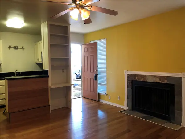 1000 W 26th ST #105, Austin, TX 78705