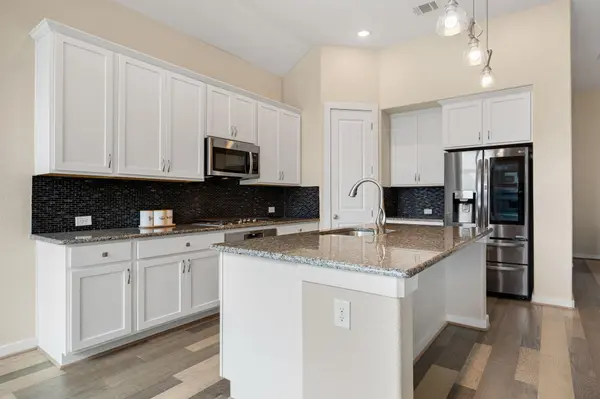 6633 Verona PL, Round Rock, TX 78665