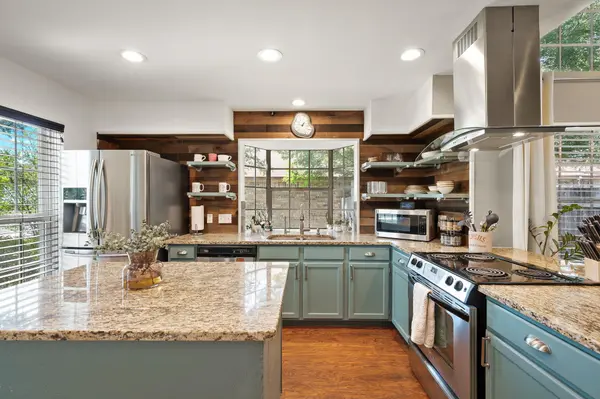 705 Canyon Bend RD, Pflugerville, TX 78660