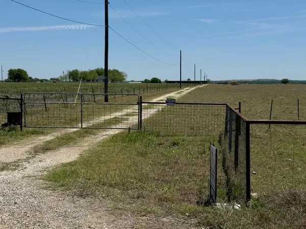 900 County Rd 124, Georgetown, TX 78626