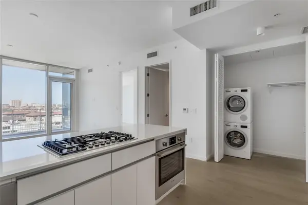 313 W 17th ST #1202, Austin, TX 78701