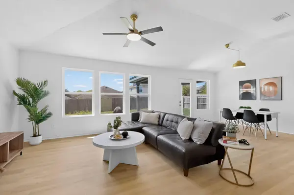 7306 Concerto DR, San Antonio, TX 78266
