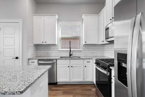 309 Lt John Decker DR, San Marcos, TX 78666