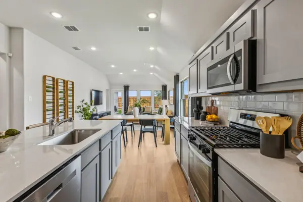 105 Malibu, Hutto, TX 78634