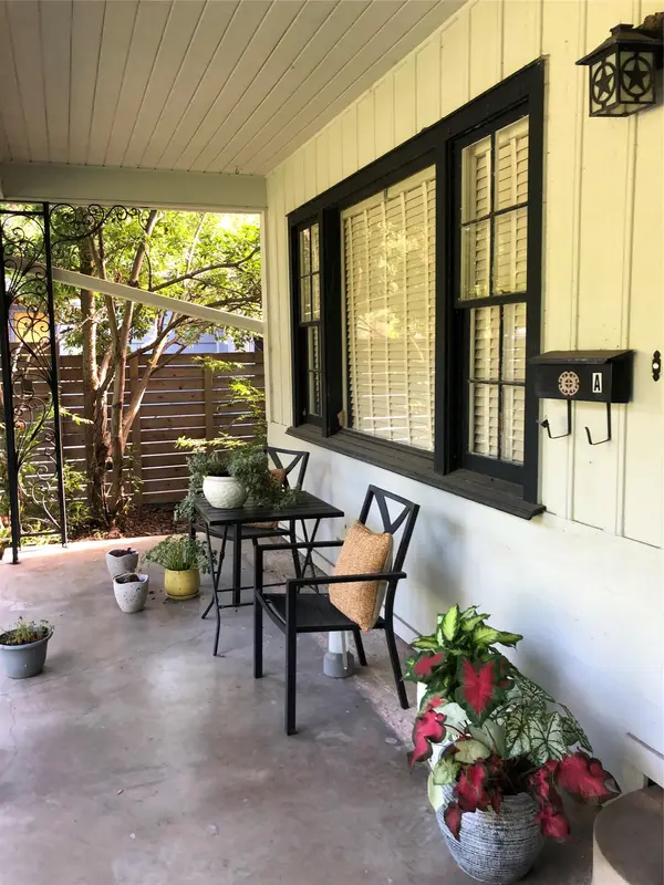 2420 Hartford RD #A, Austin, TX 78703