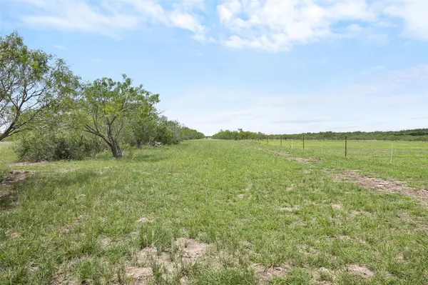 1190 Dickerson RD, Lockhart, TX 78644