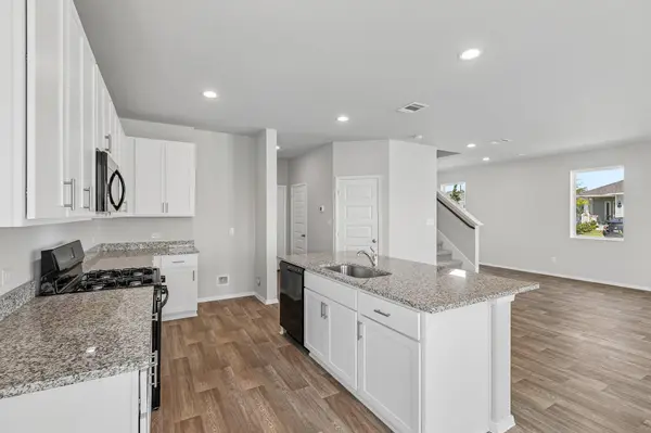 104 Bluestem DR, Elgin, TX 78621