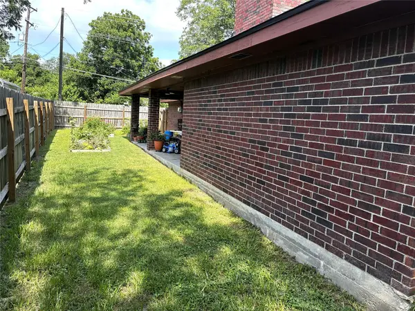 309 W Moerbe DR, Thorndale, TX 76577