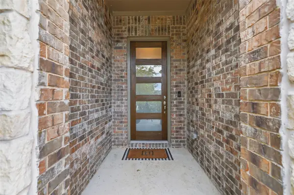 544 Cherrystone LOOP, Buda, TX 78610