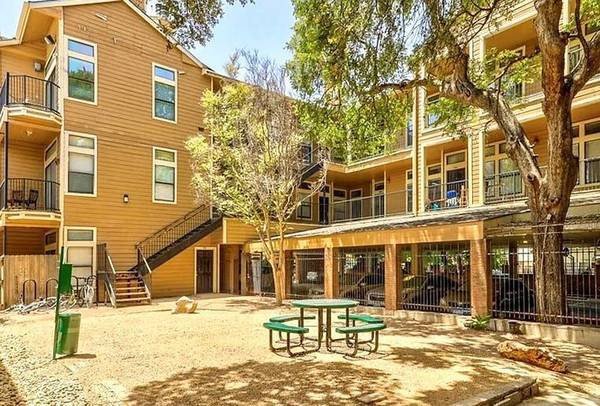 2802 Nueces ST #211, Austin, TX 78705