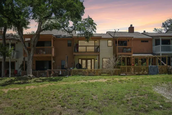 14 Cypress Fairway VLG, Wimberley, TX 78676